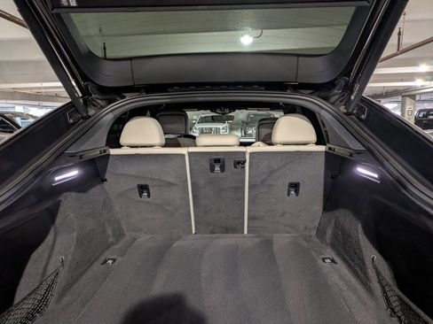 Used 2024 Audi Q8 e-tron Prestige w/ Prestige Package image 6