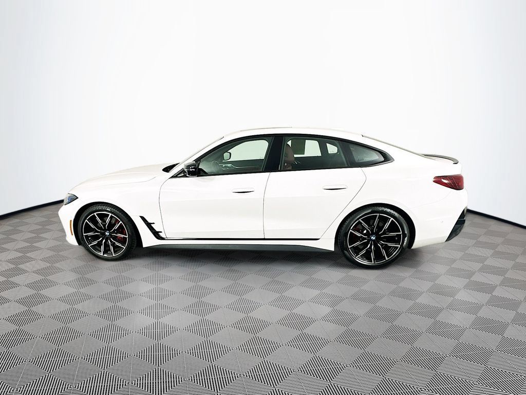 Used 2025 BMW 440i xDrive w/ Premium Package AWD/4WD image 5