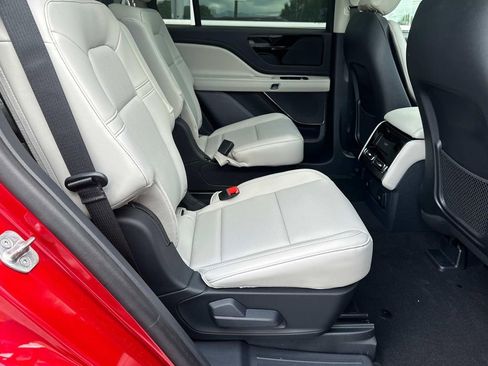 New 2025 Lincoln Aviator 2WD image 15