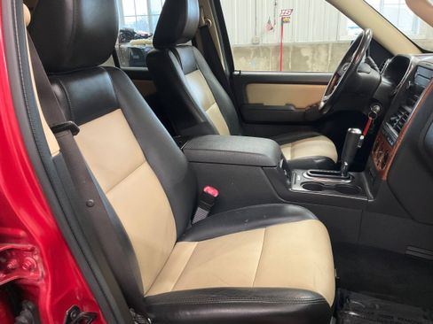 Used 2010 Ford Explorer Eddie Bauer image 29