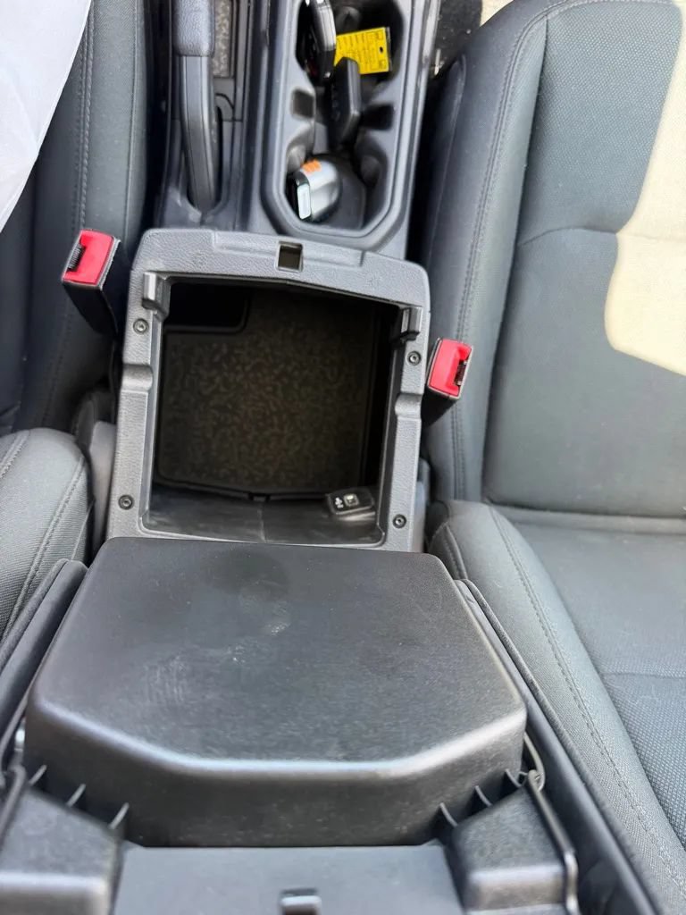 Used 2018 Jeep Wrangler Unlimited Sport S AWD/4WD image 18