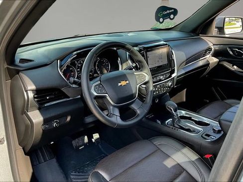 Used 2023 Chevrolet Traverse High Country AWD/4WD image 17
