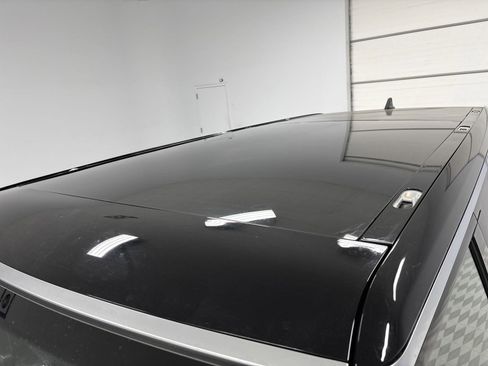 Used 2024 Rivian R1S Adventure image 13