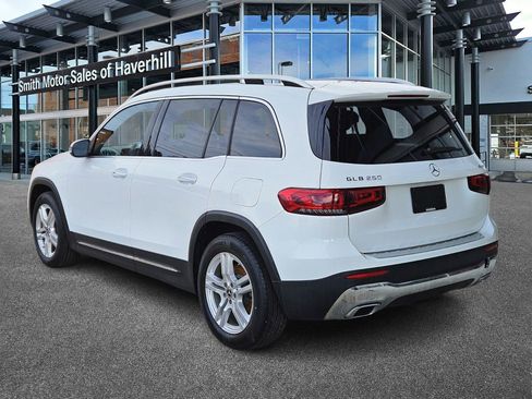 Certified 2021 Mercedes-Benz GLB 250 4MATIC image 3