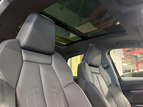 Used 2023 Audi Q4 e-tron Premium Plus w/ Premium Plus AWD/4WD image 16