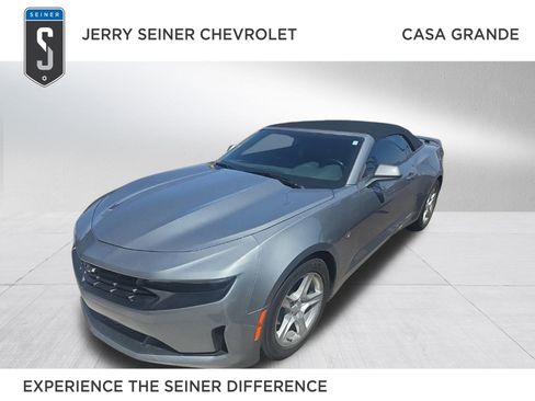 Used 2023 Chevrolet Camaro LT RWD image 1