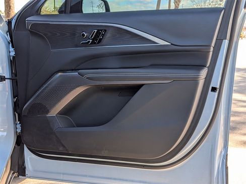 Used 2025 Cadillac Lyriq Sport image 20