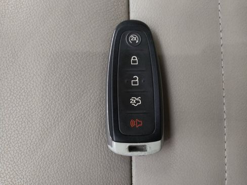 Used 2013 Ford Escape SEL image 32