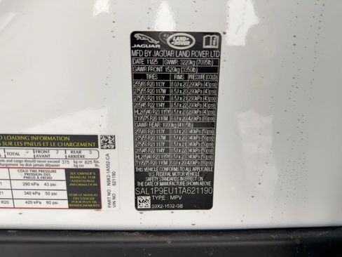 Used 2023 Land Rover Range Rover Sport SE Dynamic image 16