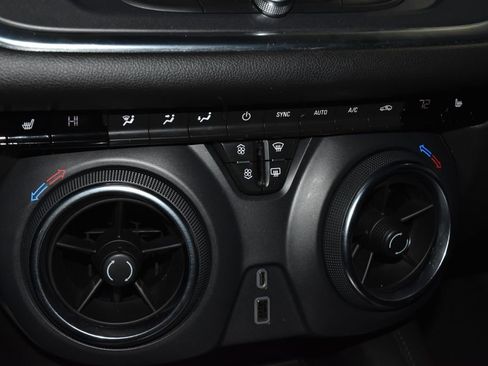 Used 2021 Chevrolet Blazer LT image 13