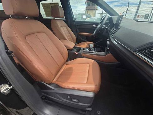 Used 2023 Audi Q5 2.0T Premium Plus w/ Premium Plus Package AWD/4WD image 10