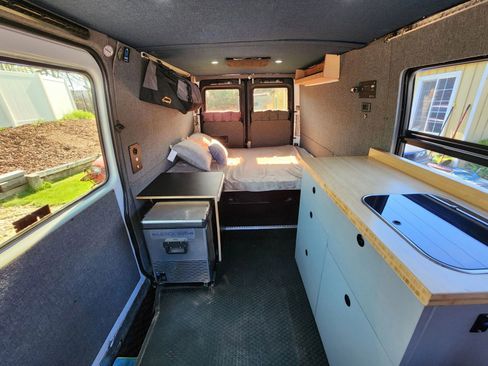 Used 2006 Dodge Sprinter 2500 w/ PWR Convenience Group RWD image 36