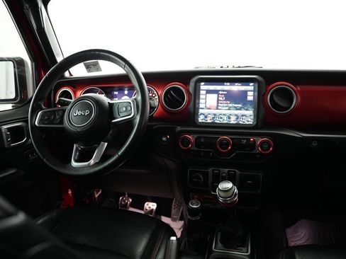 Used 2018 Jeep Wrangler Unlimited Rubicon AWD/4WD image 10