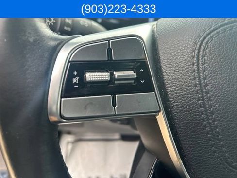 Used 2025 Kia Sorento S FWD image 64