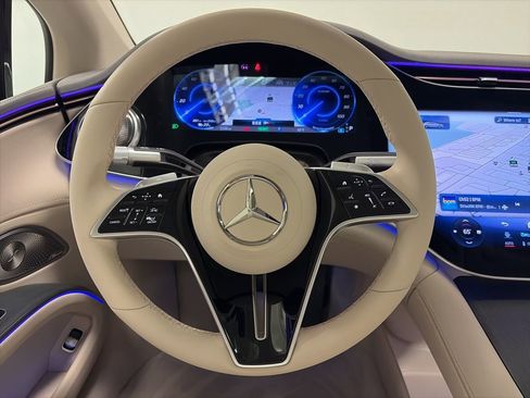 Certified 2023 Mercedes-Benz EQS 580 4MATIC Sedan image 20