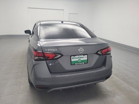 Used 2020 Nissan Versa S image 6