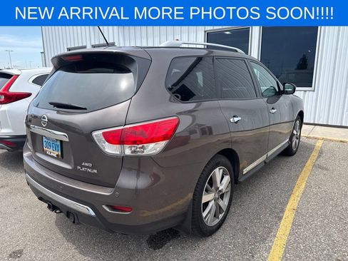 Used 2016 Nissan Pathfinder Platinum AWD/4WD image 5