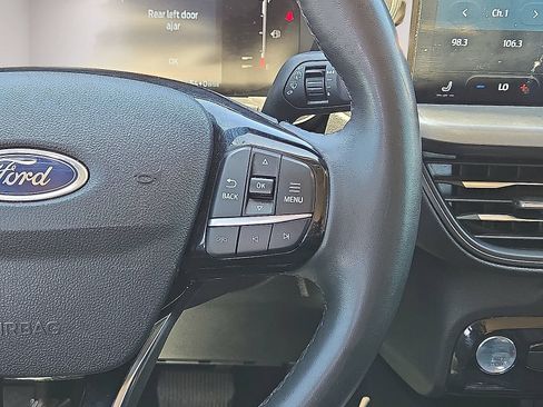 Used 2023 Ford Escape SE FWD image 20