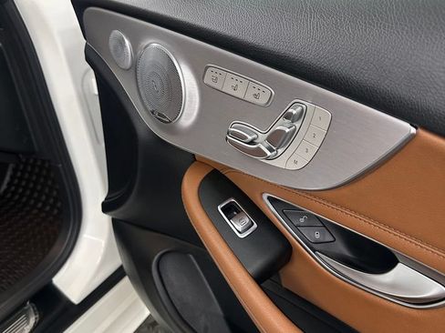 Used 2018 Mercedes-Benz C 300 4MATIC Cabriolet image 29