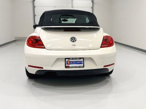 Used 2014 Volkswagen Beetle TDI image 8