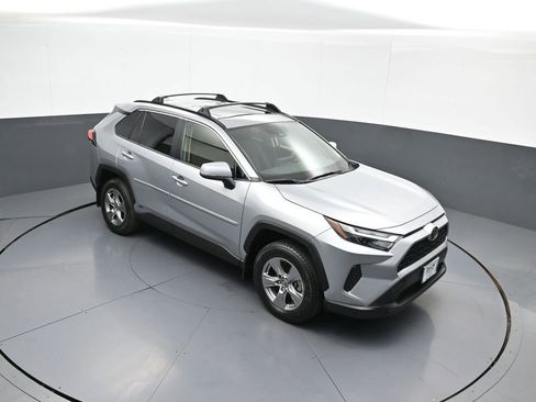 Certified 2025 Toyota RAV4 XLE w/ Convenience Package AWD/4WD image 37