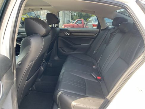 Used 2020 Honda Accord Touring image 14