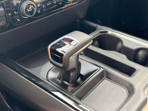 Used 2025 Chevrolet Silverado 1500 ZR2 w/ Technology Package image 17