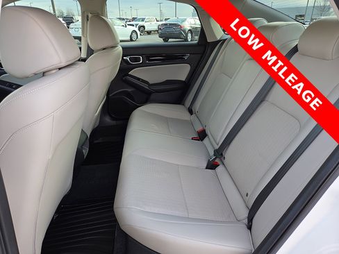 Used 2024 Honda Civic Touring image 10