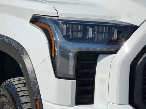 Used 2025 Toyota Tundra TRD Pro AWD/4WD image 32