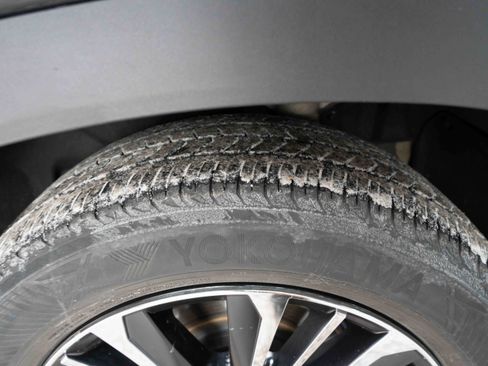 Used 2024 Toyota Grand Highlander MAX Platinum image 31