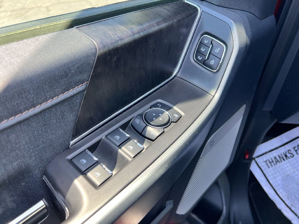 Used 2023 Ford F150 Lightning Lariat AWD/4WD image 11