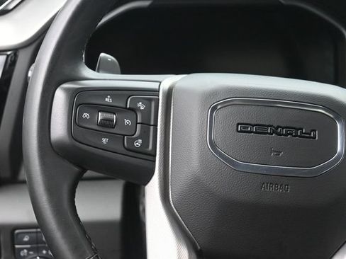 Used 2023 GMC Sierra 1500 Denali AWD/4WD image 26