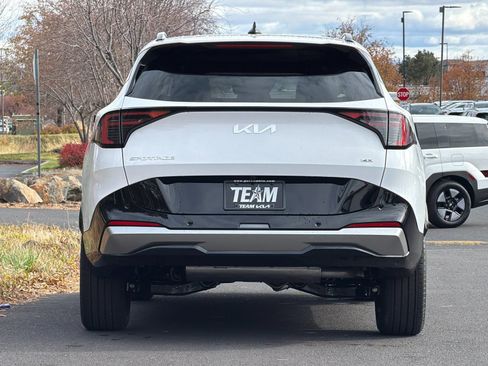 New 2026 Kia Sportage SX image 5