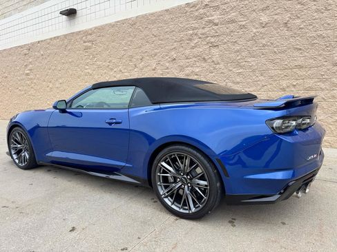 Used 2023 Chevrolet Camaro ZL1 RWD image 5