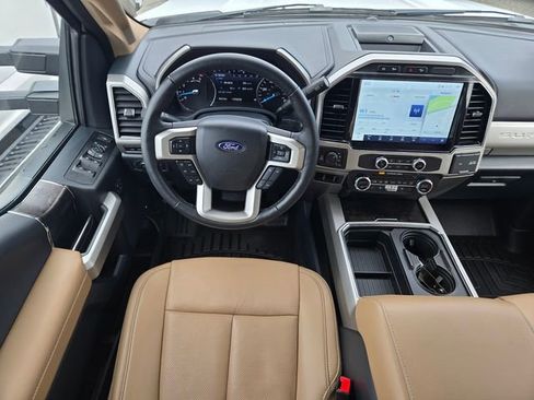 Certified 2022 Ford F250 Lariat image 11