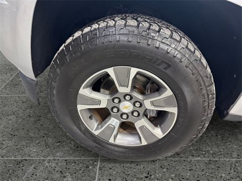 Used 2017 Chevrolet Colorado Z71 image 24