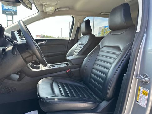 Used 2024 Ford Edge SEL AWD/4WD image 9