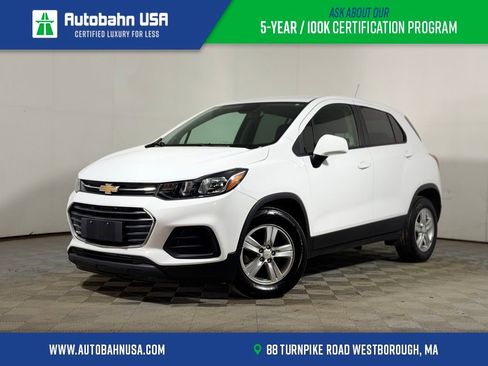 Used 2020 Chevrolet Trax LS w/ Tint and Cruise Package FWD image 1