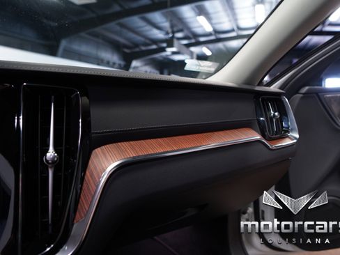 Used 2024 Volvo S60 B5 Ultimate image 39