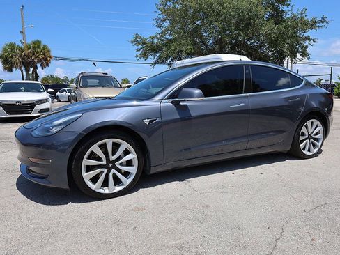 Used 2020 Tesla Model 3 Long Range AWD/4WD image 4