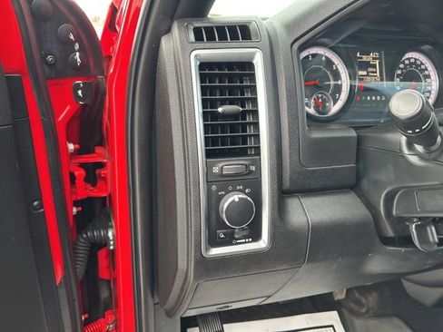 Used 2021 RAM 1500 Classic Warlock image 16