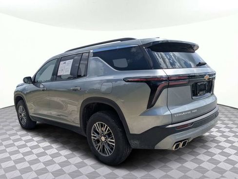 Used 2026 Chevrolet Traverse LT AWD/4WD image 6