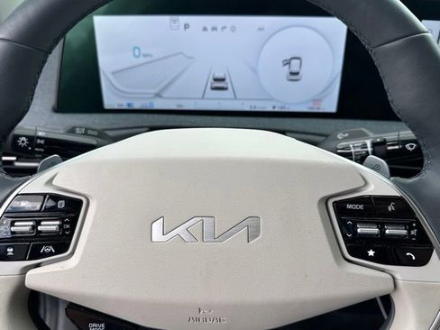 Used 2024 Kia EV6 Wind w/ Wind Technology Package AWD/4WD image 25