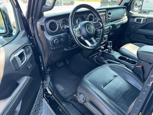 Used 2023 Jeep Wrangler Unlimited Sahara w/ Cold Weather Group AWD/4WD image 10