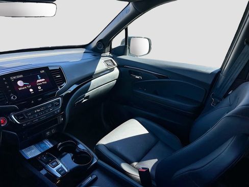 Used 2023 Honda Ridgeline Black Edition image 24