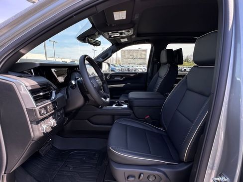 New 2026 GMC Yukon XL Elevation w/ Elevation Premium Package AWD/4WD image 18