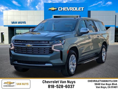 Certified 2023 Chevrolet Suburban Premier image 1