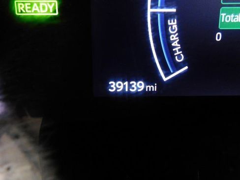 Used 2025 Toyota Camry LE image 52