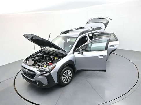 Certified 2025 Subaru Outback Premium w/ Popular Package #1A AWD/4WD image 40