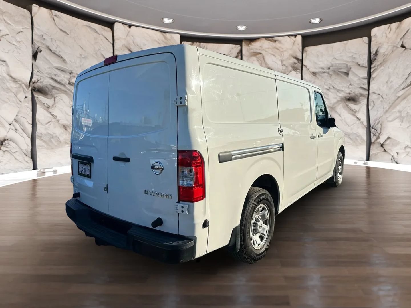 Used 2021 Nissan NV 3500 SV RWD image 8